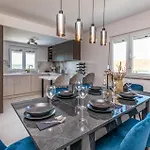 Pet Friendly In * Tinj