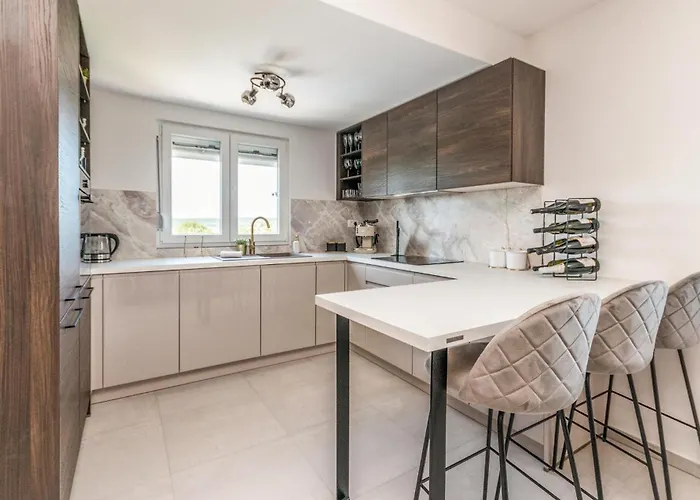 Ferienhaus Amazing In With Kitchen