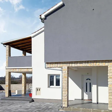 Amazing In With Kitchen Ferienhaus Tinj